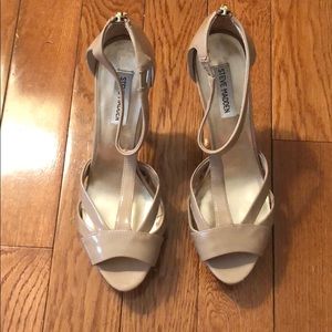 Steve Madden nude heels